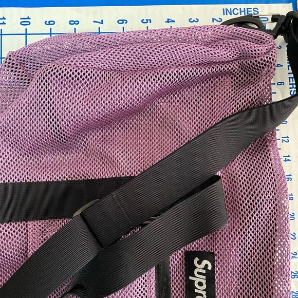 😈💜 Authentic SS16 Supreme Mesh Pastel Purple Duffle Bag 💜😈 - Picture 13 of 15